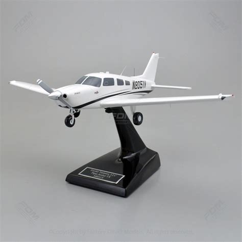 2021 Piper Archer TX Model Airplane | Factory Direct Models