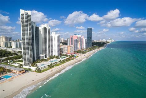 Aerial View of North Miami Beach Stock Image - Image of tower, skyline ...