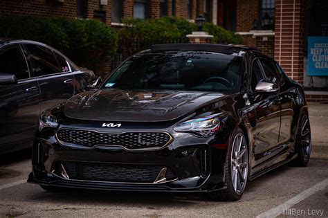 Black KIA Stinger at Cars & Coffee - BenLevy.com