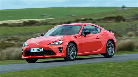 Toyota GT86 Review 2024 | Top Gear