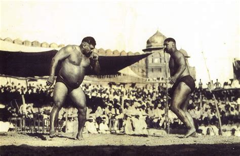 CHINAR SHADE : THE GREAT GAMA WRESTLER ( GAMA PAHALWAAN ) WAS A KASHMIRI