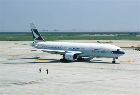 File:Boeing 777-200 (6052769425).jpg - Wikimedia Commons