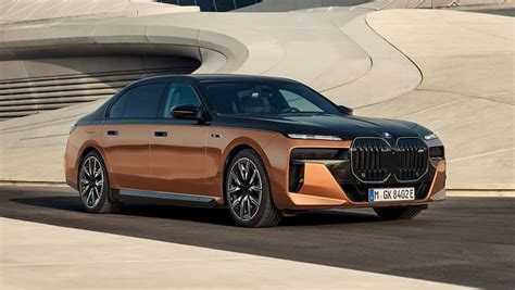 BMW's most powerful electric car! 2023 BMW i7 M70 EV steps up Munich's ...