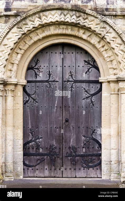 Baptist church doors hi-res stock photography and images - Alamy