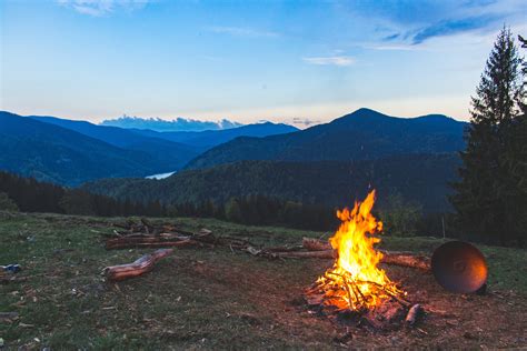 4,424+ Best Free Camping Stock Photos & Images · 100% Royalty-Free HD ...