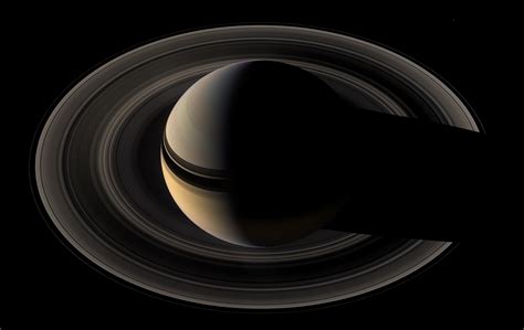 File:Backlit Saturn from Cassini Orbiter 2007 May 9.jpg - Wikimedia Commons