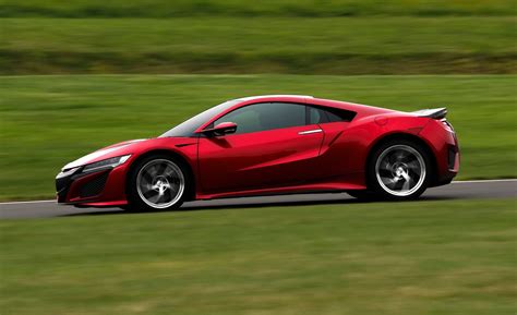 2019 Acura NSX – A Hybrid Supercar with Manners