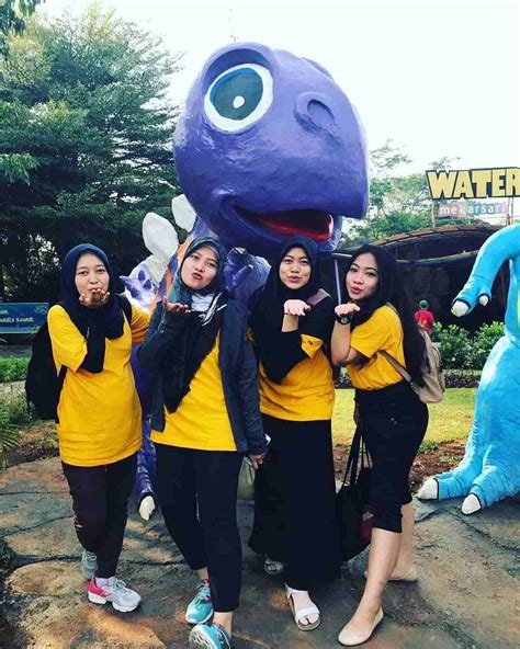 √ Water Kingdom Mekarsari: Fasilitas & Promo Tiket 2020