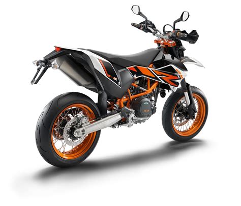 Review of KTM 690 SMC R 2018: pictures, live photos & description KTM ...