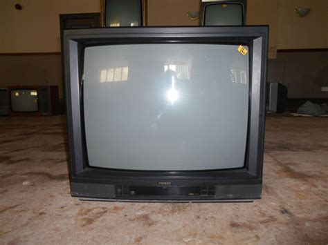 1990s tv set | Crt tv, Vintage tv, Television set