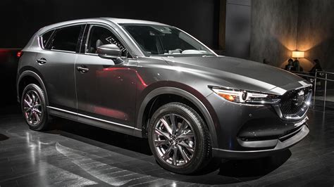 2019 Mazda CX-5 Diesel First Look: Strong Compact SUV Adds Diesel Option