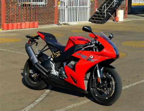 Reviewed: Erik Buell Racing EBR 1190 RX | Wheels24