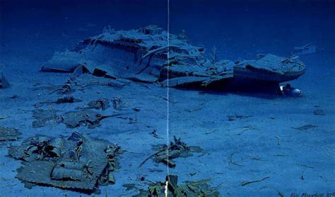 Undersea Photos of the Titanic Wreckage (42 pics) - Izismile.com