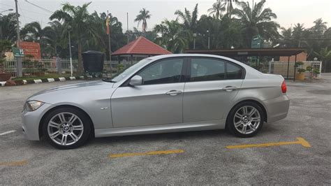 BMW E90 320i M-SPORT UNTUK DIPINDAH HAK MILIK TAHUN 2010/2011