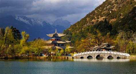 Hidden Treasures of Sichuan and Yunnan - Leaders - Wilderness Travel