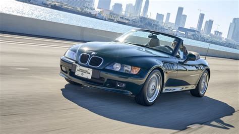 BMW Z3 and Z4 Retro Review: Celebrating roadsters and clown shoes ...