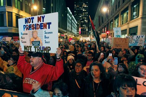 2nd Night of Trump Protests Brings 29 Arrests in Oregon - The New York ...