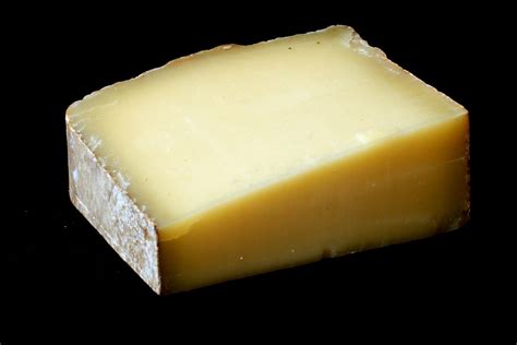 File:Comte (cheese).jpg - Wikipedia