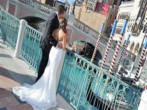 Gondola Wedding, The Venetian Resort | American Sky