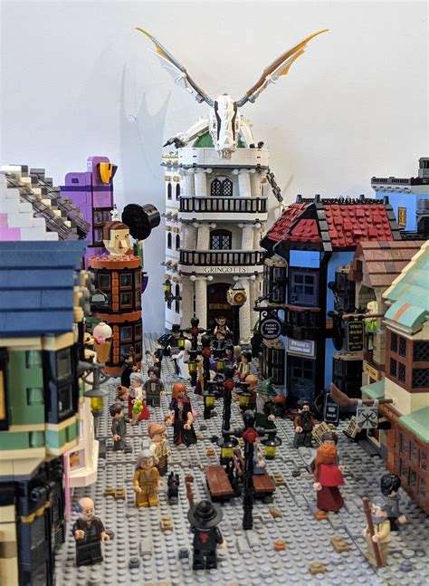 The dragon at Gringotts – the latest addition to my LEGO Diagon Alley ...