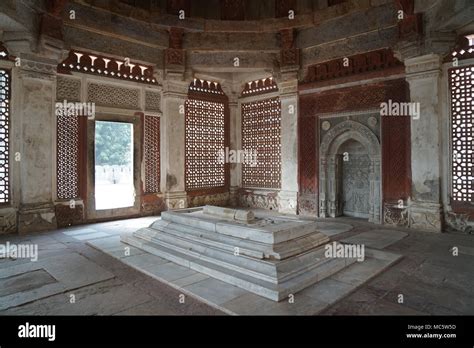 Tomb of Imam Zamin, inside, Qutub Minar, Delhi Stock Photo - Alamy