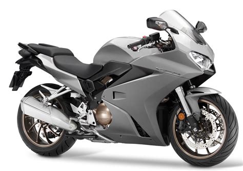 2017 VFR 800 - is it out in the US yet? (It's not here in australia ...