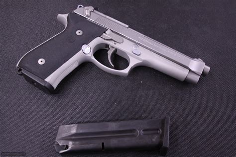 Beretta 92FS 9mm INOX