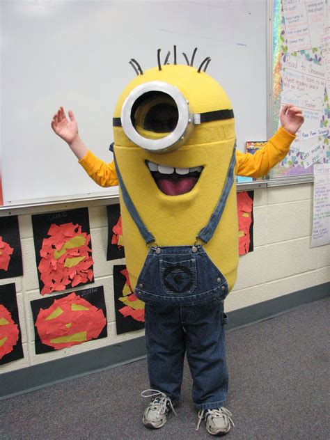 Homemade Minion costume | Minion costumes, Diy minion costume, Minion ...