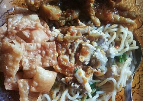 Resep Mie Ayam Ceker Pedas (Mantap) oleh Diana Amie - Cookpad