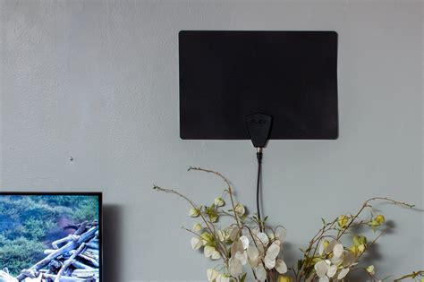 12 Best Small TV Antenna for 2023 | Robots.net