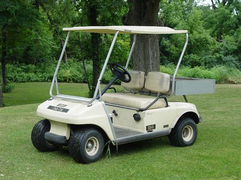 Gas vs. Electric Golf Carts - Gator Golf Cars