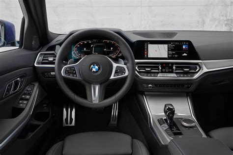 2020 BMW 3-Series first drive: The talking car vs. the Ultimate Driving ...