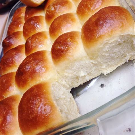 Easy Yeast Rolls | Easy yeast rolls, Homemade yeast rolls, Yeast rolls