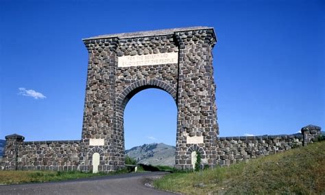 Gardiner Montana & Yellowstone Vacations - AllTrips