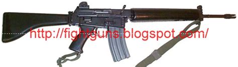 Guns - Fight guns - War guns: Armalite AR-18 assault rifle (USA)