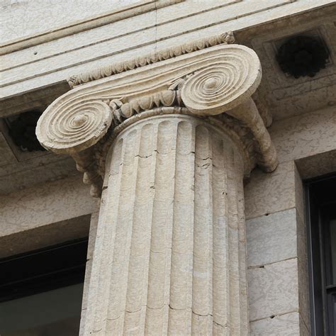 Greek and Roman Columns - Museum of Natural Sciences | University of ...