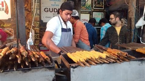 Top 10 Food Places in Old Delhi - HubPages