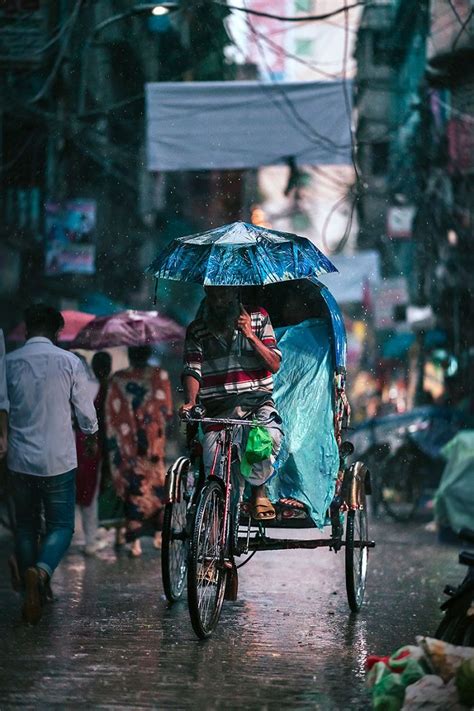 Bangladesh Old Dhaka Rickshaw Photography Print - www.espiritudetierra.com