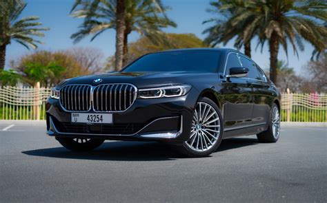 Rent BMW 7 Series 730Li in Dubai : BMW Car Rental