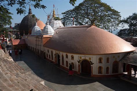 Kamakhya Temple, Guwahati, Assam - ChaloGhumane.com