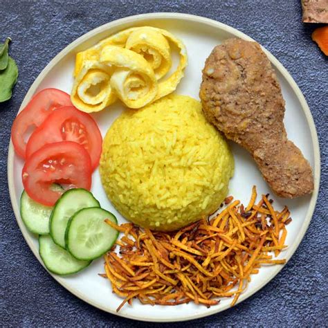 Nasi Kuning - Traditional Indonesian Recipe | 196 flavors