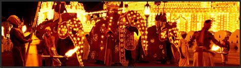 Kandy Perahera - Holidays Sri Lanka