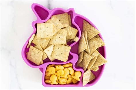 Best Crackers for Baby and Toddlers - Yummy Toddler Food