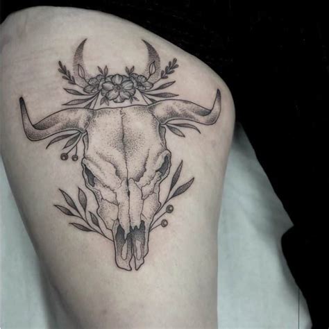 Cow Skull Tattoos Explained: Origins, Meanings & Symbols