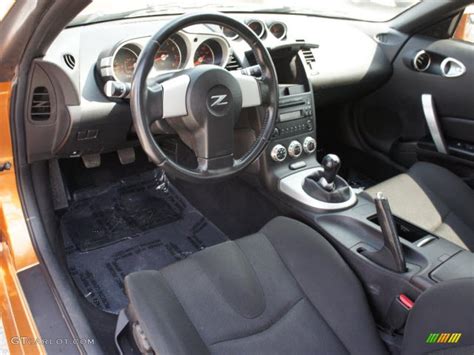 2006 Nissan 350Z Coupe interior Photo #47194343 | GTCarLot.com