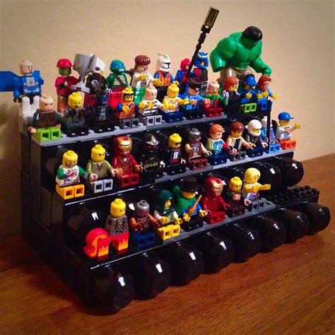 MiniFigure Madness ~ A Lego MiniFigure Stand - Twitchetts | Lego ...