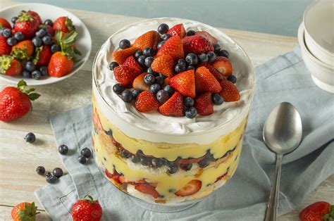 South African Trifle - Fresh, fruity dessert with Amarula Cream Liqueur