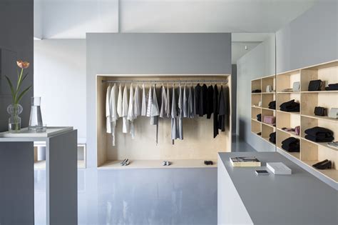 KAV fashion studio / Keren Offner - ok design | ArchDaily