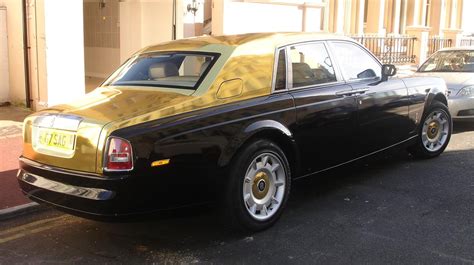 Gold Rolls Royce Phantom | Automobile For Life