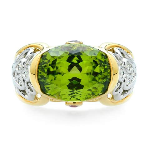 Peridot Ring | JM Edwards Jewelry